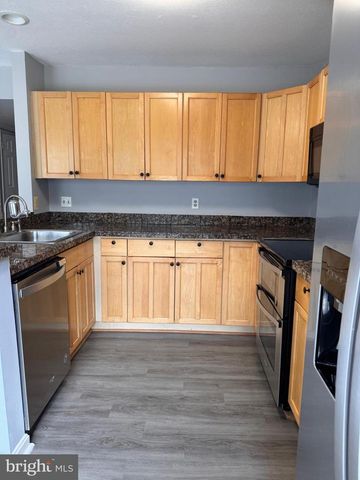 11553 HILL MEADE, Woodbridge, VA 22192