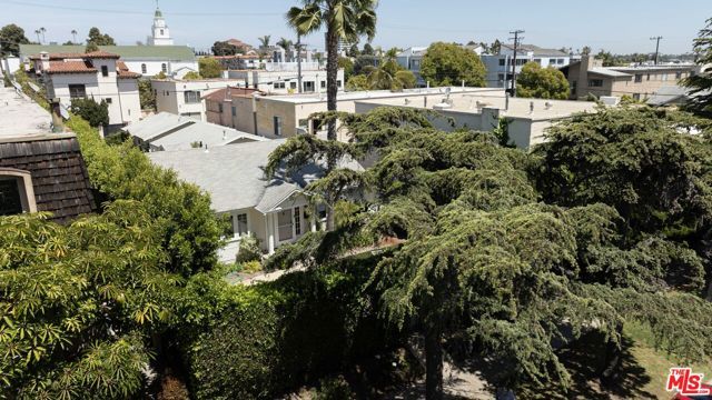 1047 9th Street, Santa Monica, CA 90403