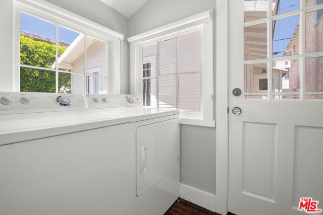 1047 9th Street, Santa Monica, CA 90403