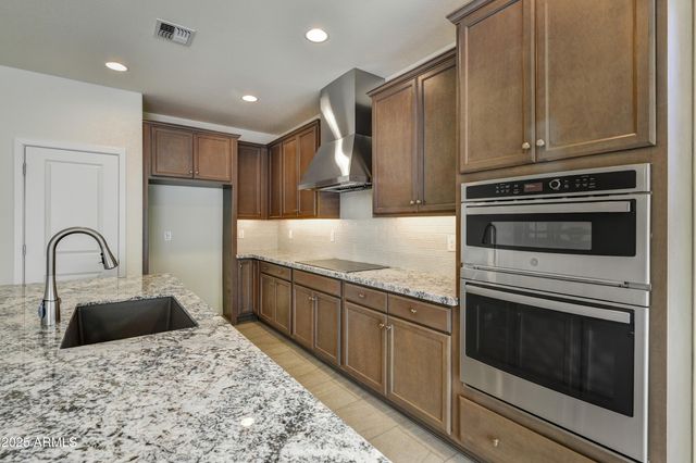 4125 DESERT MOON Drive, Wickenburg, AZ 85390