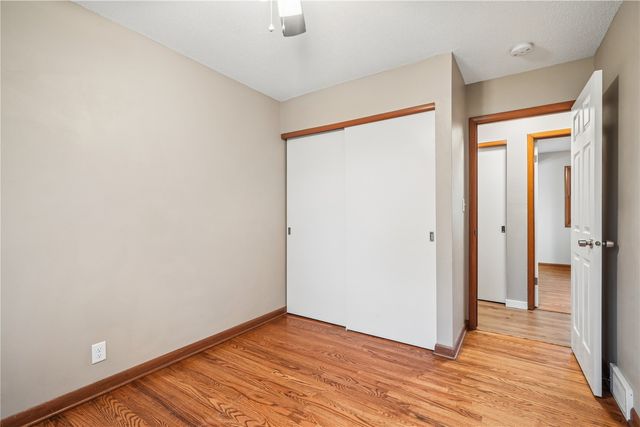 172 NW Sunrise, Cedar Rapids, IA 52405