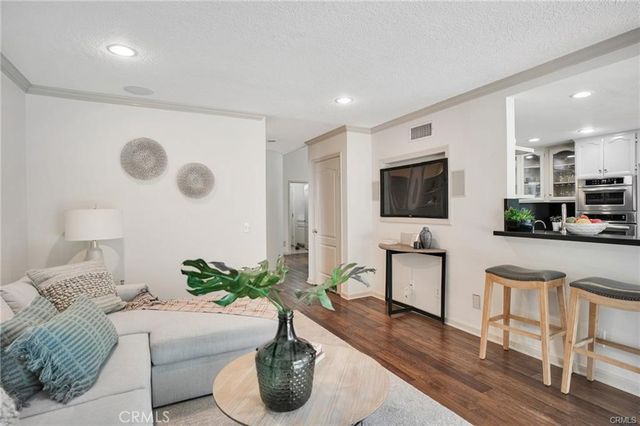19832 Turtle Springs Way, Porter Ranch, CA 91326