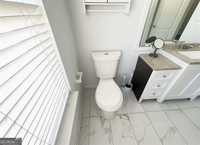 5074 Windsor Forrest Lane, Atlanta, GA 30349