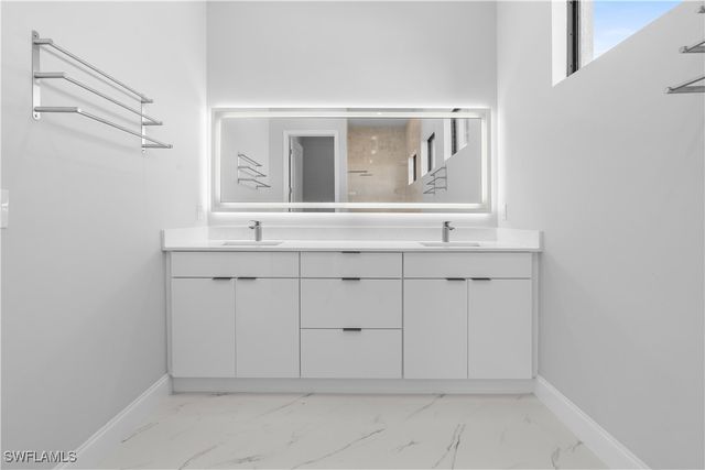 2848 NW 3rd TER, Cape Coral, FL 33993