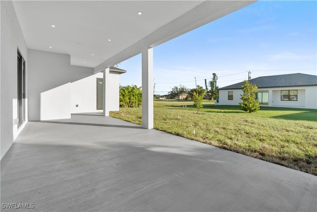 2848 NW 3rd TER, Cape Coral, FL 33993