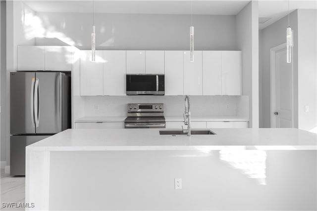 2848 NW 3rd TER, Cape Coral, FL 33993