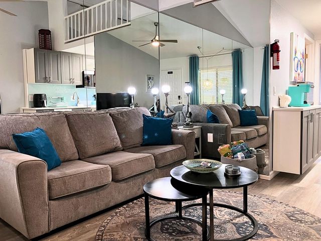 20921 HAULOVER COVE F14, Lutz, FL 33558