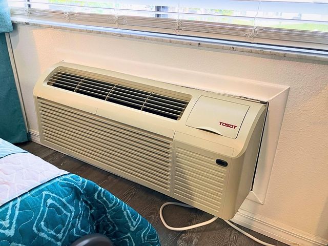 20921 HAULOVER COVE F14, Lutz, FL 33558