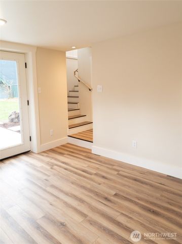 917 McKenzie Avenue, Bremerton, WA 98337