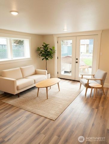 917 McKenzie Avenue, Bremerton, WA 98337