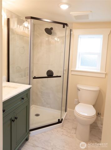 917 McKenzie Avenue, Bremerton, WA 98337