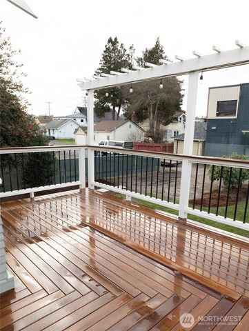 917 McKenzie Avenue, Bremerton, WA 98337