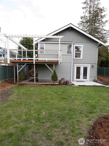 917 McKenzie Avenue, Bremerton, WA 98337