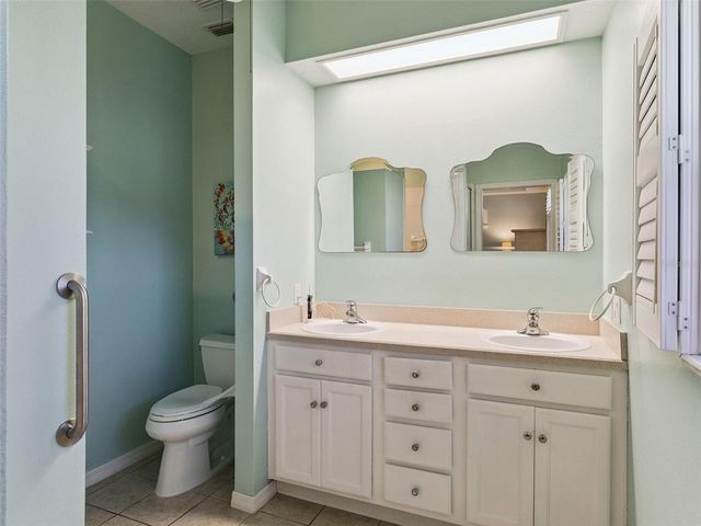 5401 ESSEX COURT, Leesburg, FL 34748