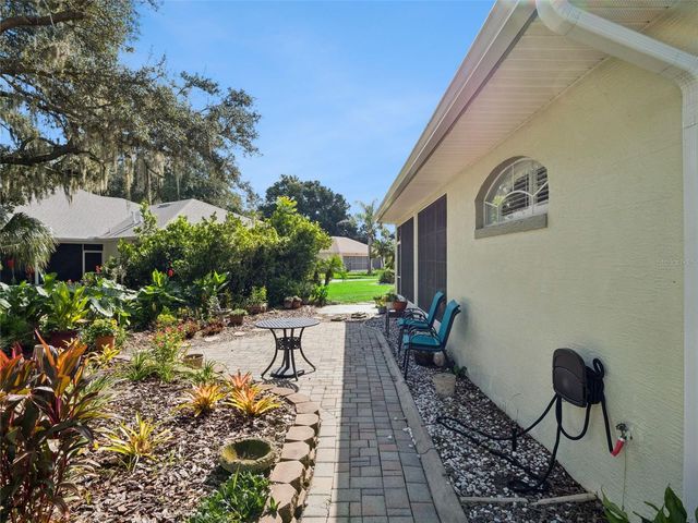 5401 ESSEX COURT, Leesburg, FL 34748