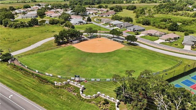 5401 ESSEX COURT, Leesburg, FL 34748