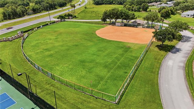 5401 ESSEX COURT, Leesburg, FL 34748