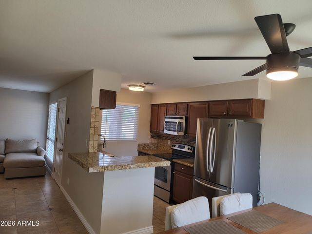 20420 N 6th Drive Unit 5, Phoenix, AZ 85027