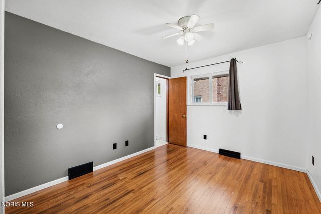 4210 Stock Avenue, Toledo, OH 43623