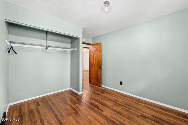 4210 Stock Avenue, Toledo, OH 43623