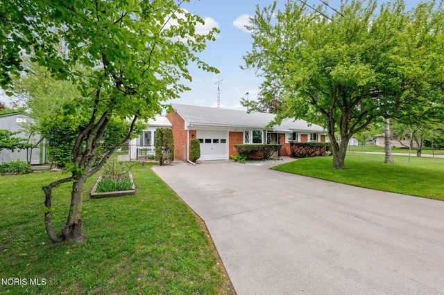 4210 Stock Avenue, Toledo, OH 43623