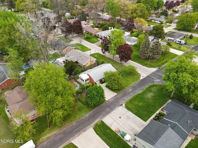 4210 Stock Avenue, Toledo, OH 43623