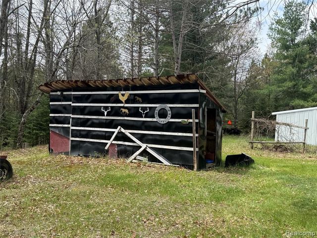 11245 Cedar Road, Lake, MI 48632