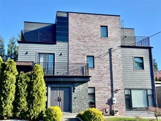 4902 Marathon Parkway, Little Neck, NY 11362