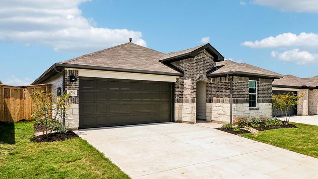 25529 Farmers Crop LN, Elgin, TX 78621
