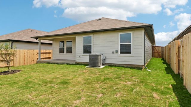 25529 Farmers Crop LN, Elgin, TX 78621