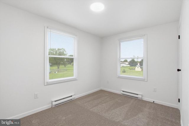 117 LIBERTY DR, New Oxford, PA 17350