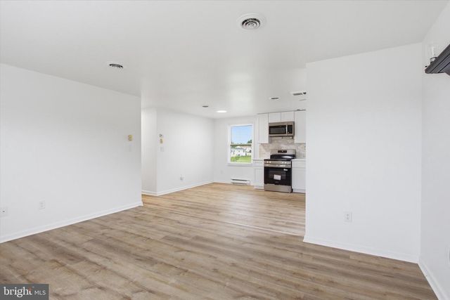117 LIBERTY DR, New Oxford, PA 17350