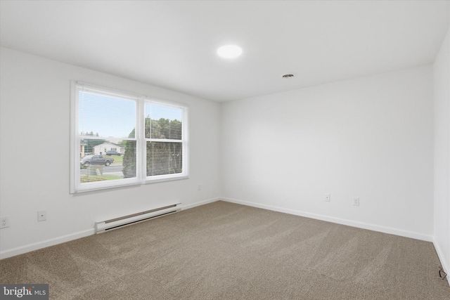 117 LIBERTY DR, New Oxford, PA 17350