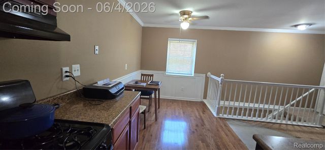 2260 N Hix Road, Westland, MI 48185