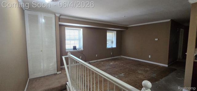 2260 N Hix Road, Westland, MI 48185