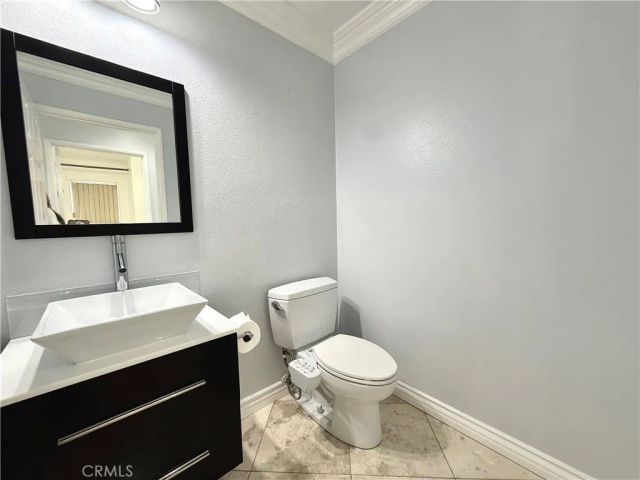 1202 Summerview, Huntington Beach, CA 92648