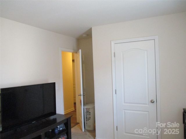4008 Tulocay Lane, Charlotte, NC 28215