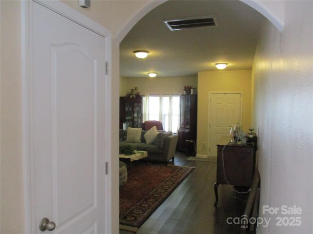 4008 Tulocay Lane, Charlotte, NC 28215
