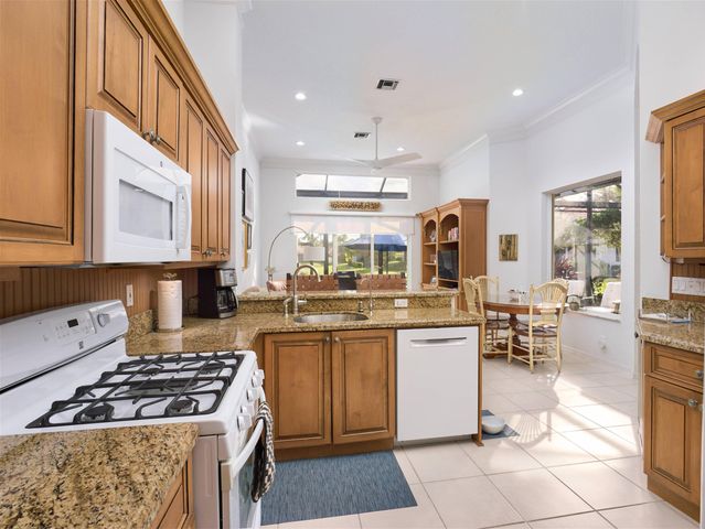 10855 Grande Boulevard, West Palm Beach, FL 33412