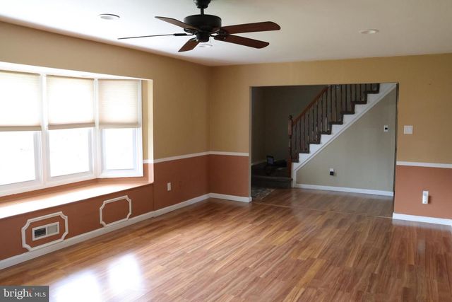 32 COUNTRY CLUB ROAD, Willingboro, NJ 08046