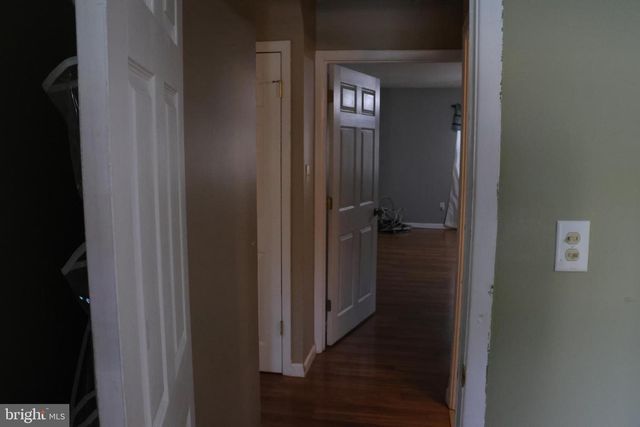 32 COUNTRY CLUB ROAD, Willingboro, NJ 08046