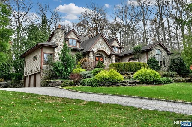 133 Oak Drive, Upper Saddle River, NJ 07458