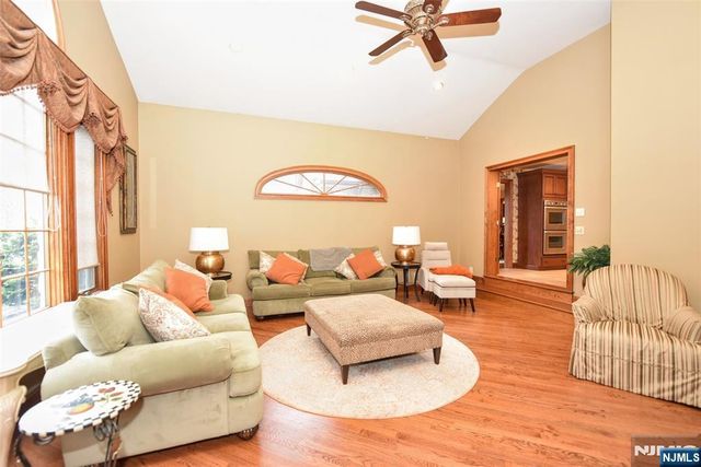 133 Oak Drive, Upper Saddle River, NJ 07458