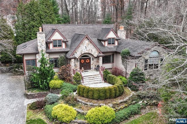 133 Oak Drive, Upper Saddle River, NJ 07458