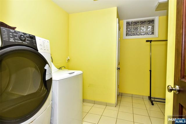 133 Oak Drive, Upper Saddle River, NJ 07458