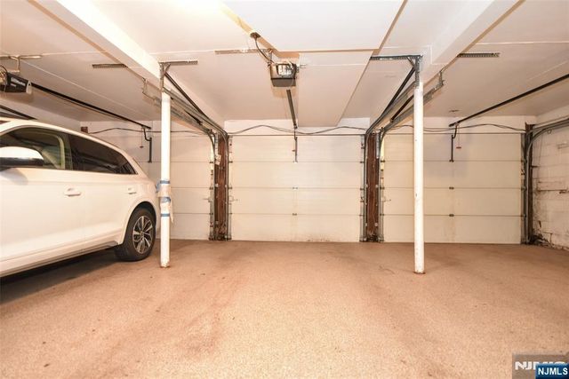 133 Oak Drive, Upper Saddle River, NJ 07458