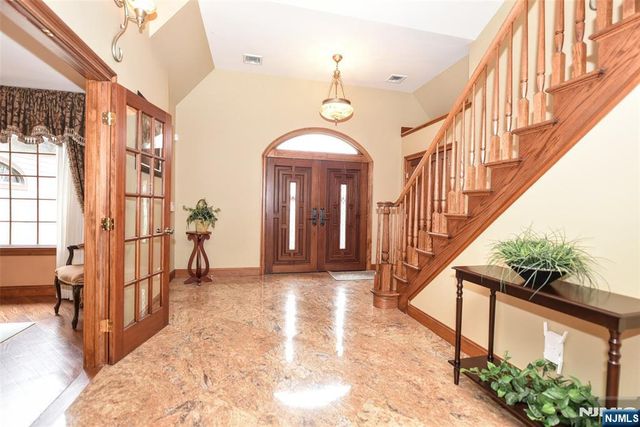 133 Oak Drive, Upper Saddle River, NJ 07458