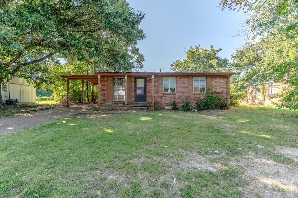 1812 Fairlane Ave, Jonesboro, AR 72401