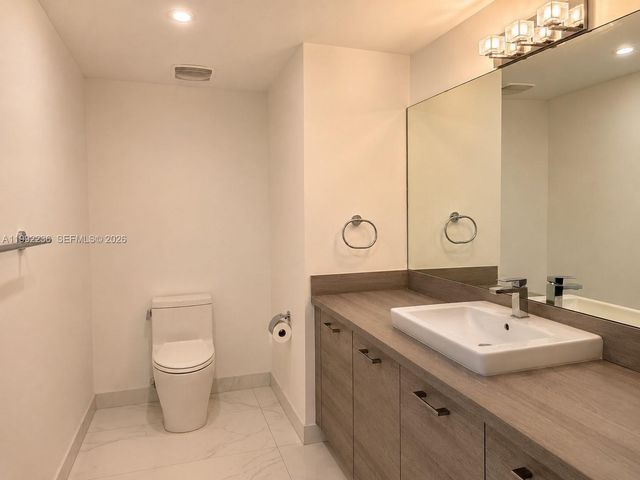 400 Sunny Isles Boulevard 819, Sunny Isles Beach, FL 33160