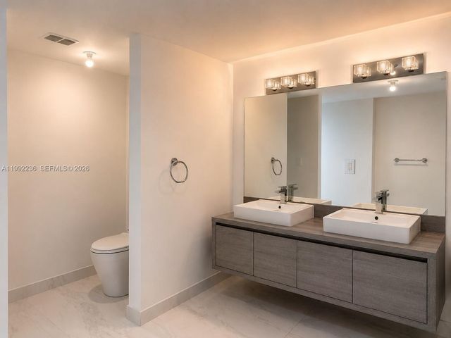 400 Sunny Isles Boulevard 819, Sunny Isles Beach, FL 33160
